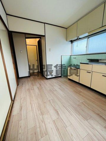 仲介手数料0円！！ステージ清水の居間・リビング