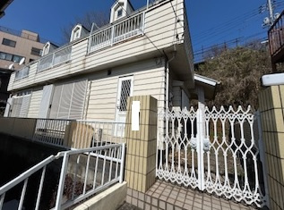 【外観】 | 峰岡町三丁目売地（古家あり） | 古家あり（現況渡し）