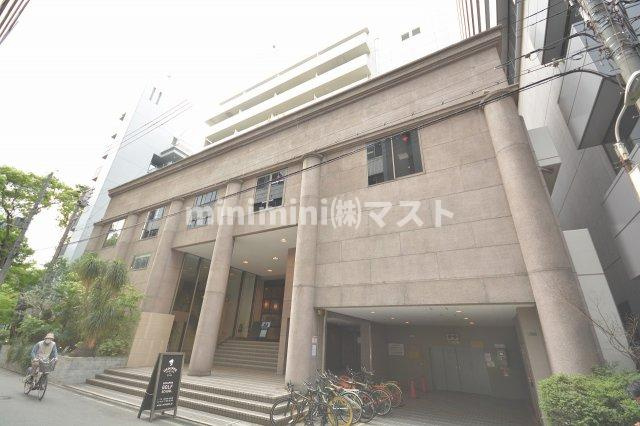 ラクメンビルの外観