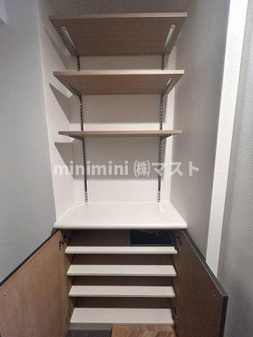 ラクメンビルの収納