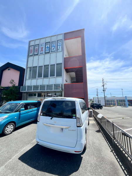 BKマルチビルの外観