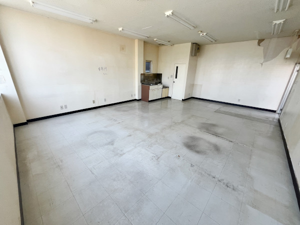 BKマルチビルの内装