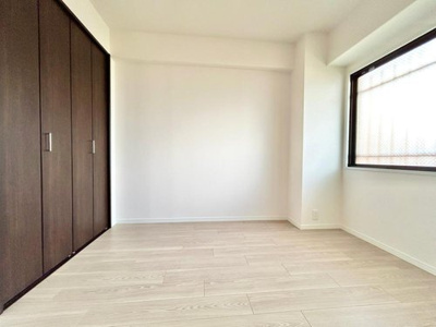 【洋室】 | ライオンズマンション枚方