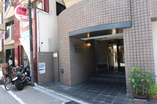 【エントランス】