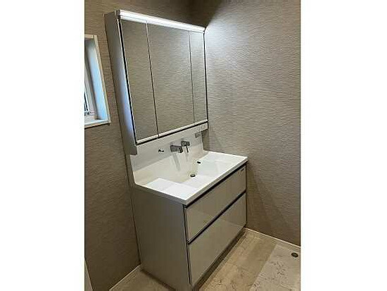 【独立洗面台】