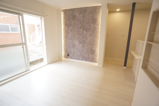 フレグランス宝塚Ⅰ・Ⅱ・Ⅲの居間・リビング