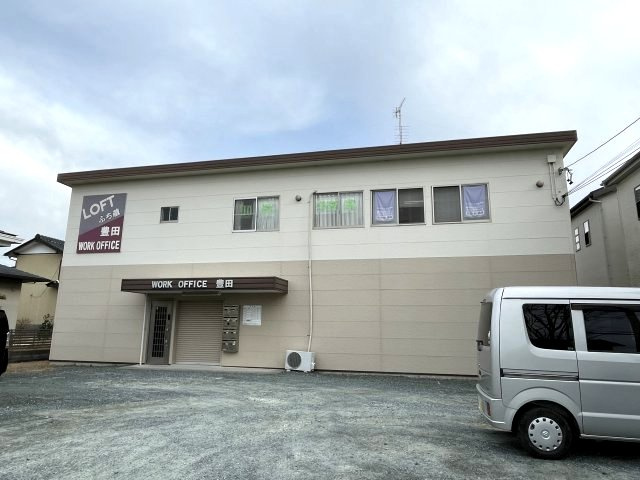 ぷち蔵ビル豊田の外観