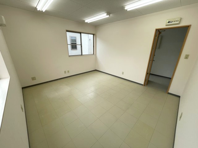 ぷち蔵ビル豊田の内装