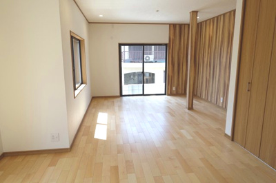 【居間・リビング】 | 朝霧台東南角中古住宅