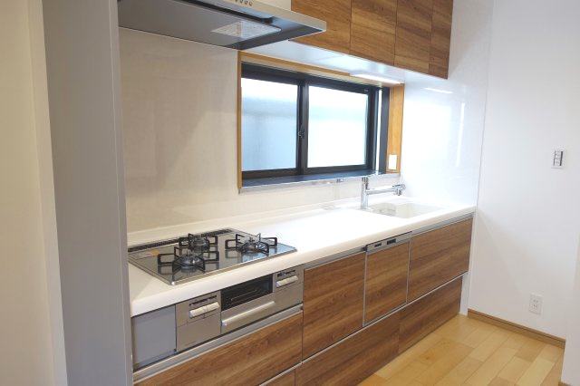 【キッチン】 | 朝霧台東南角中古住宅 | 食洗機付き