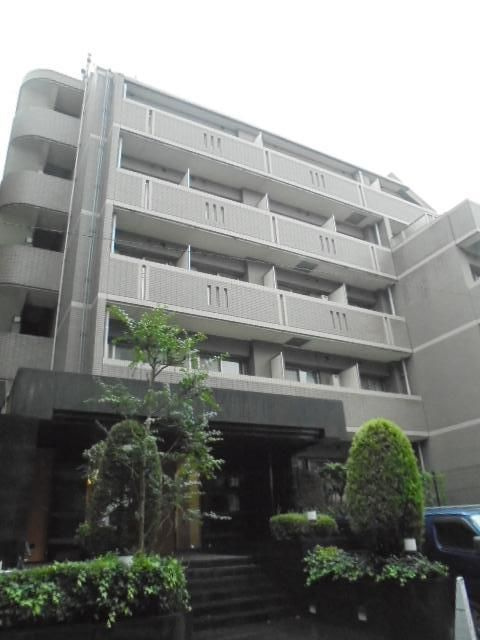 パレステュディオ代々木上原の外観