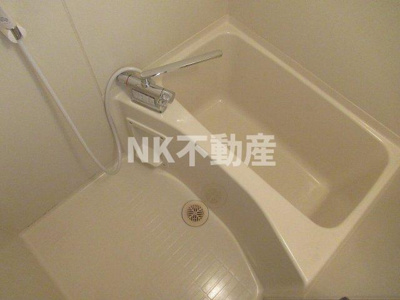 【浴室】 | ブロードネスト御厨（八戸ノ里賃貸） | ゆったり過ごせるお風呂です