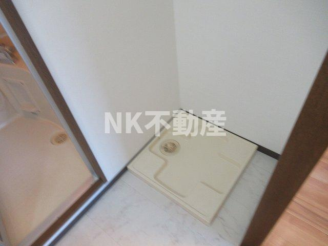 【洗面所】 | ブロードネスト御厨（八戸ノ里賃貸） | 室内洗濯機置き場です