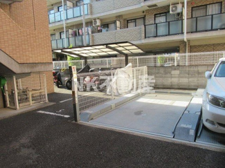 【駐車場】 | 空きはご確認ください