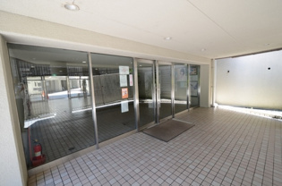 エントランス（外）