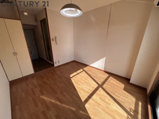 アネックス高座の居間