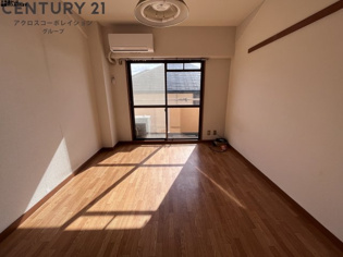 アネックス高座の居間