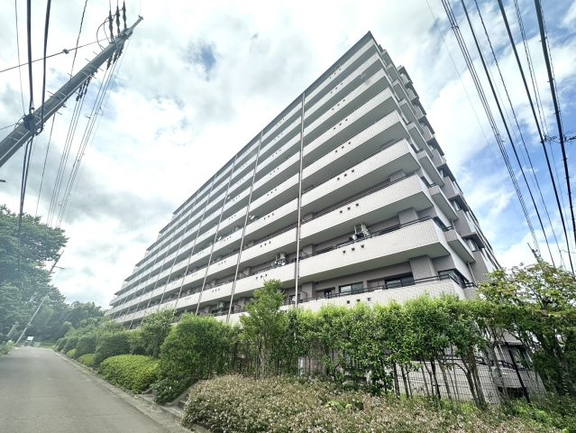 ライオンズガーデン泉中央の外観