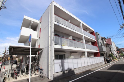 ♪重厚感のある鉄筋コンクリート造のマンションです♪