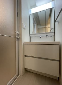 【独立洗面台】