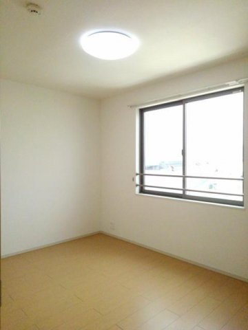 ソラーナの内装|明るい室内です