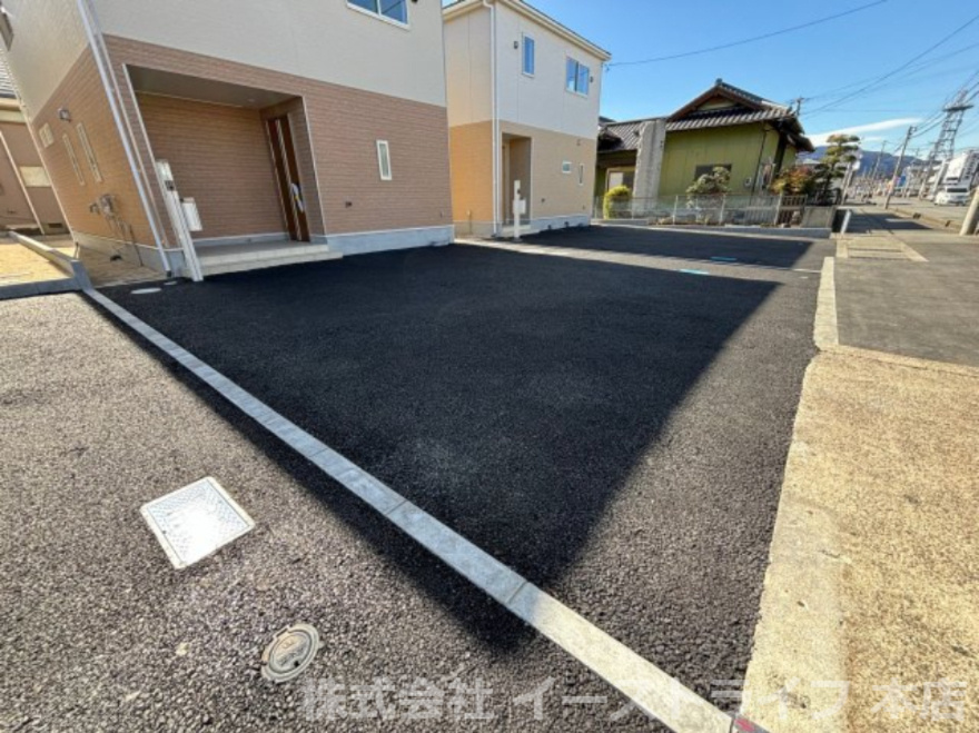 【新築戸建】残１棟！勿来町窪田第3※月々3万円台!!※の駐車場|2号棟写真　カースペースです（3台駐車可能）