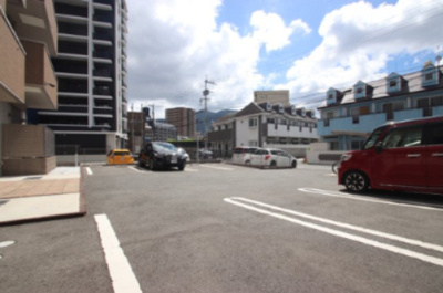 【駐車場】 | グランメゾン城野