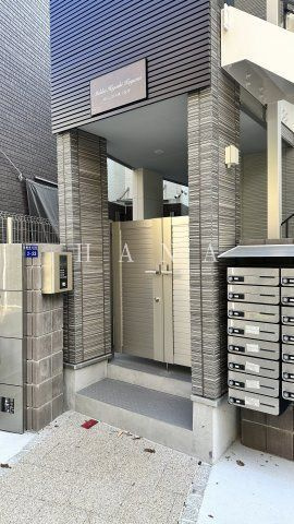 MELDＩＡ東小金井のエントランス