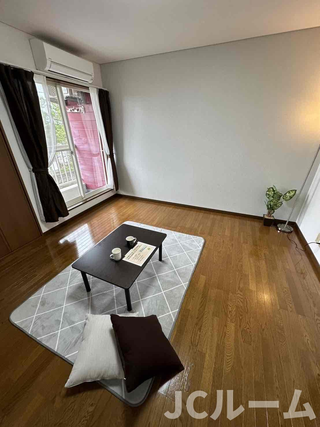 ピュアメイトの居間・リビング