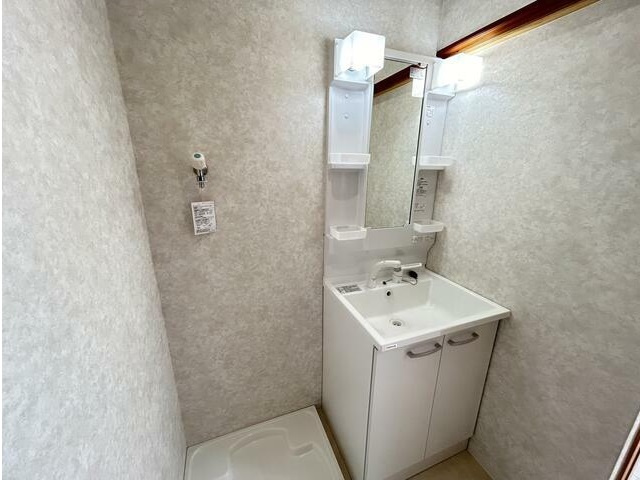 中古住宅　鳥越の独立洗面台