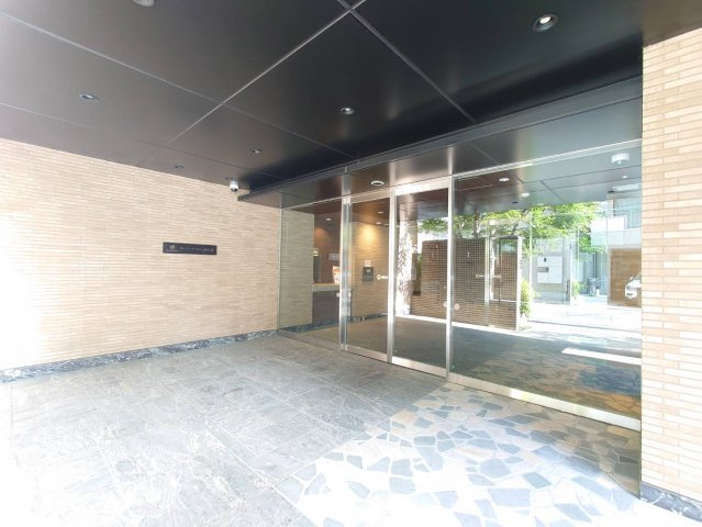 【エントランス】
