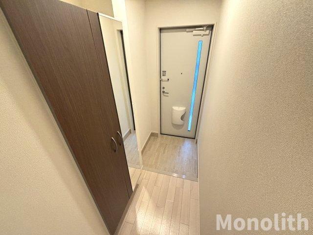 ストレリチアの玄関