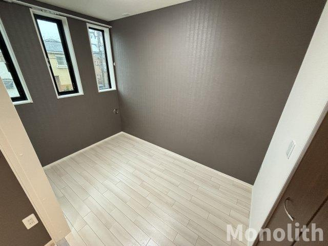 ストレリチアの洋室