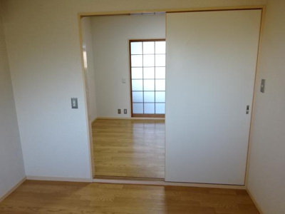 【内装】 | リバティハイツ | ダイニングから中洋室（イメージ）