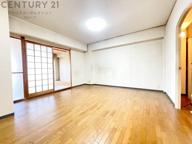 現在空家の為、いつでも内覧可能です。お気軽にお問合せください。