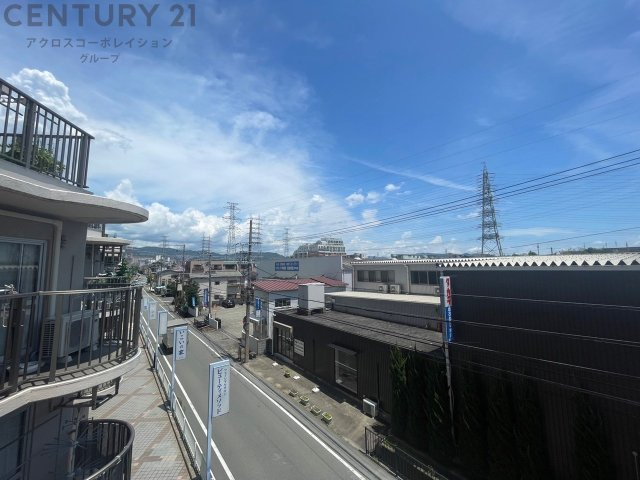 現在空家の為、いつでも内覧可能です。お気軽にお問合せください。