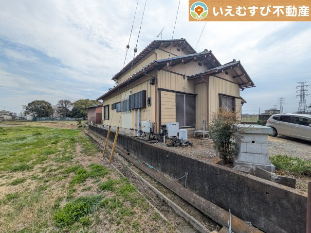 熊谷市柿沼　中古戸建の外観|周りに高い建物が無くのどかな環境