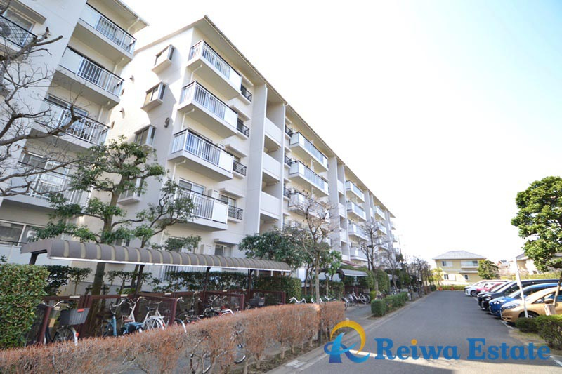 サニータウン茅ヶ崎　9号棟の外観