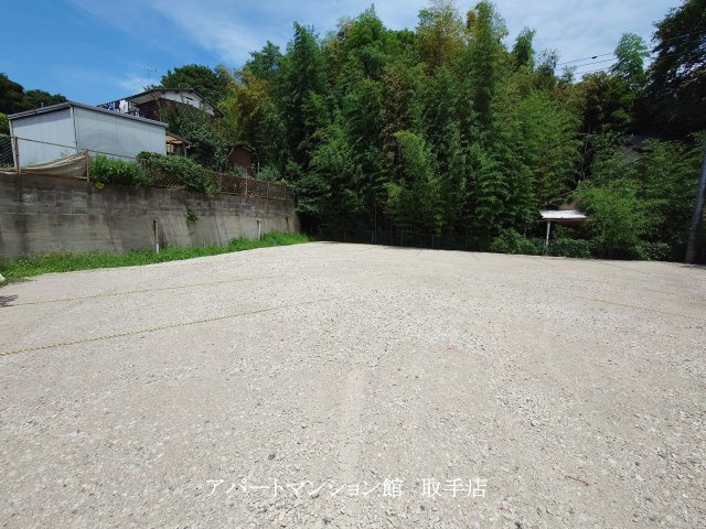 サンラフォーレA駐車場の外観