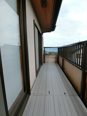 南アルプス市上市之瀬戸建て８DKのバルコニー