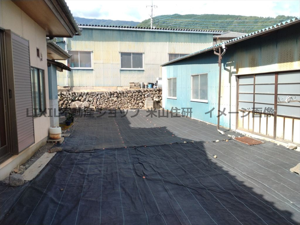 南アルプス市上市之瀬戸建て８DKのその他共用部分|北側