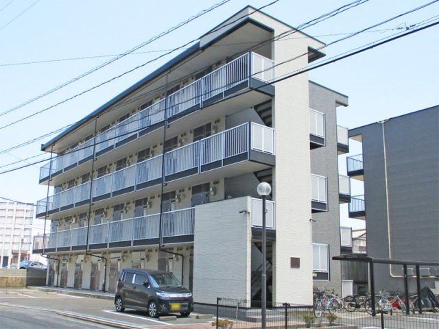 レオパレス幸Ａの外観