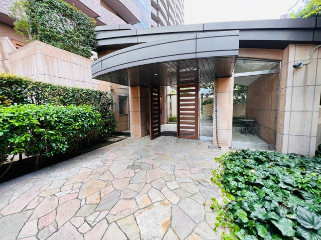 ザ・ウインベルグラン町田のエントランス