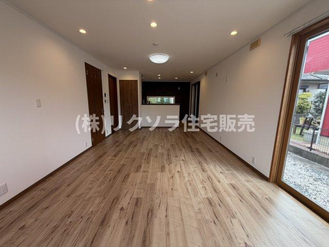 田原台３丁目　中古一戸建ての居間・リビング|LDK18.7帖
■物件内覧・資金計画相談・住宅ローン相談、リフォーム相談、お問合せ受付中■
※当日・翌日のご内覧、ご相談はお電話でのお問合せがスムーズです！