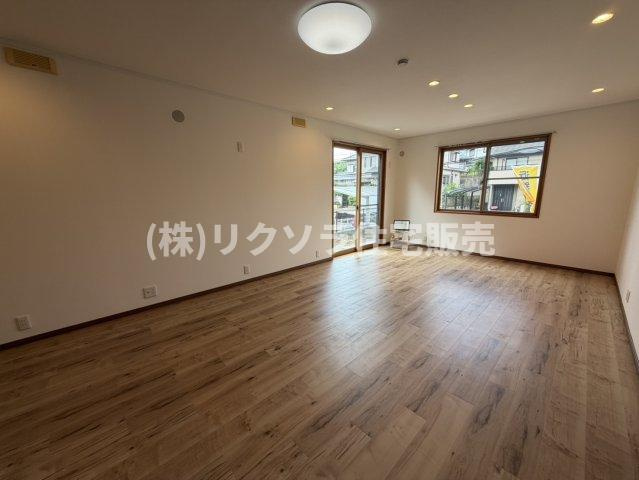 田原台３丁目　中古一戸建てのダイニング|LDK18.7帖
■物件内覧・資金計画相談・住宅ローン相談、リフォーム相談、お問合せ受付中■
※当日・翌日のご内覧、ご相談はお電話でのお問合せがスムーズです！