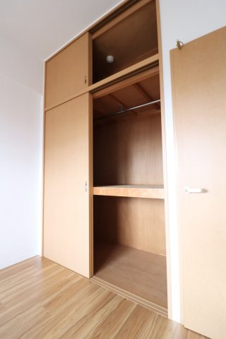 マンション・フォルツーナの収納
