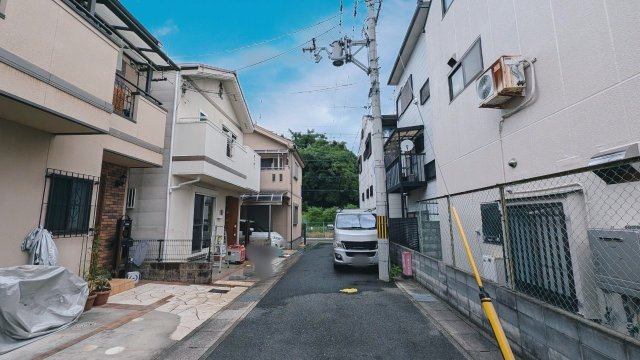 嵯峨北堀町の前面道路含む現地写真