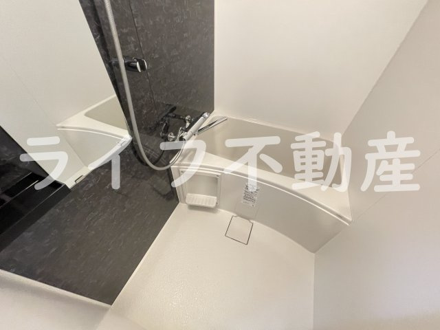 ファーストフィオーレ大阪城イーストの浴室|落ち着いた空間のお風呂です
