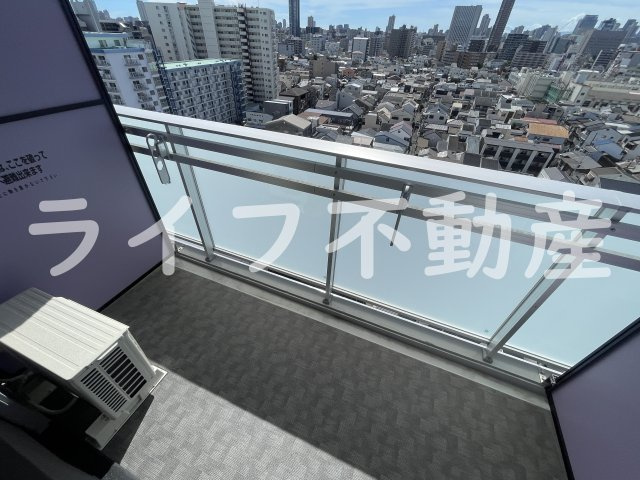 ファーストフィオーレ大阪城イーストのバルコニー|バルコニー付きです