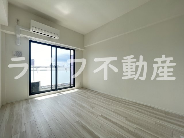 ファーストフィオーレ大阪城イーストの洋室|コンパクトで使いやすい洋室です